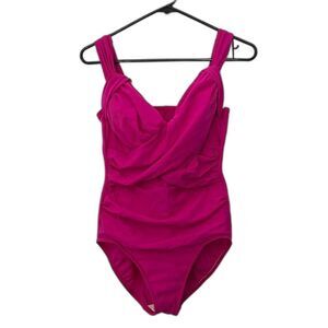 Lands’ End Swimsuit Crisscross Front One Piece Swim Suit Womens 10 Barbiecore